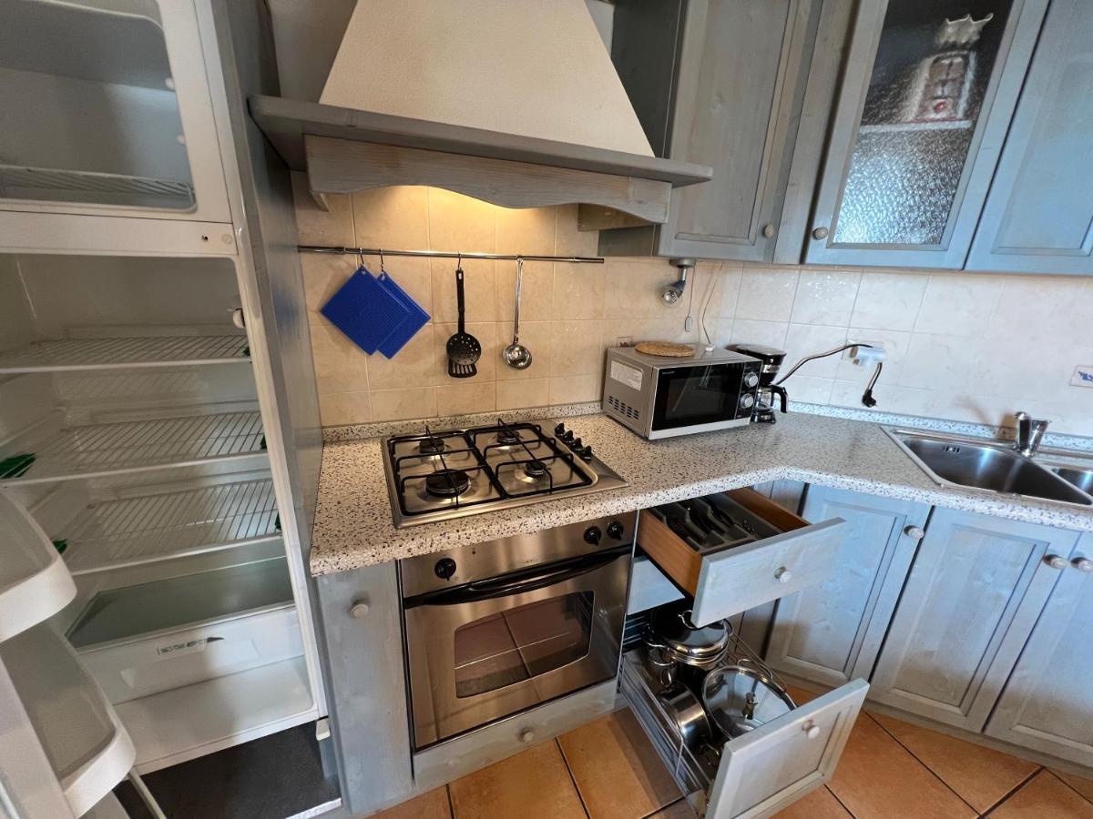 Studio Apartments Baia Azzurra 7 Торболе Экстерьер фото
