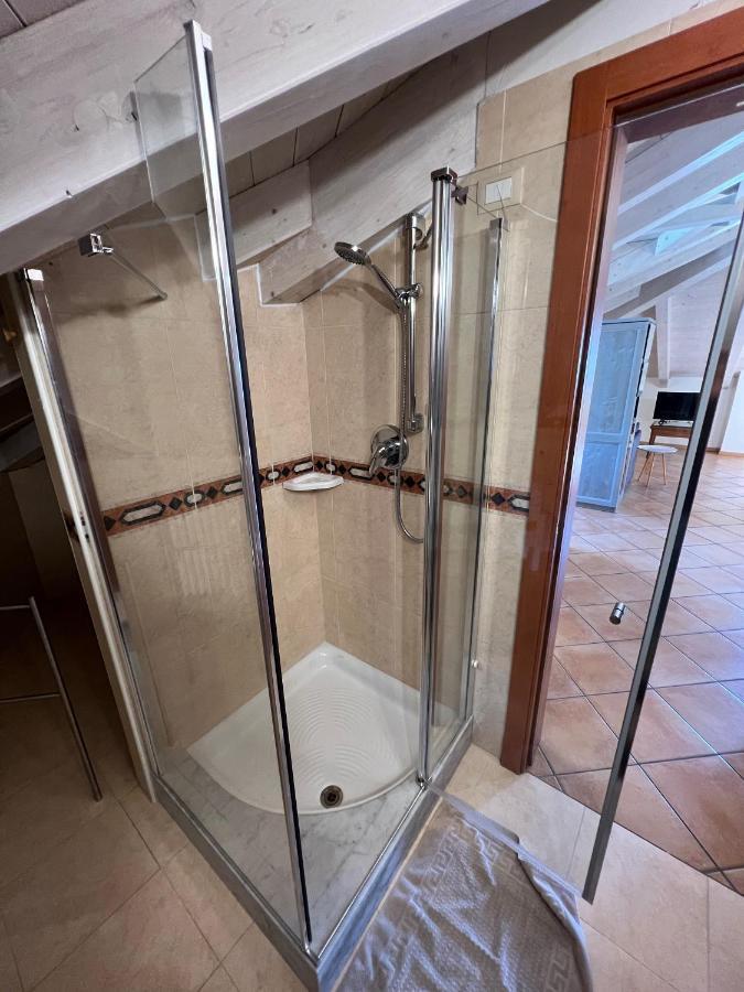 Studio Apartments Baia Azzurra 7 Торболе Экстерьер фото